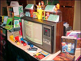 OKGE 2004: The Phosphor Dot Fossils Booth