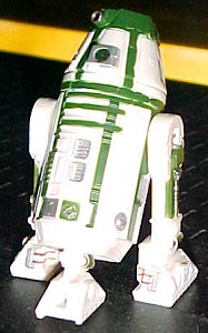 Star Wars R4-M9 figure - photo copyright 2002 Earl Green / theLogBook.com