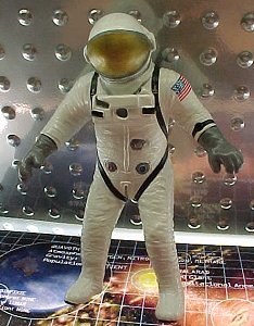 Astronaut figures - photo copyright 1999 Earl Green / theLogBook.com