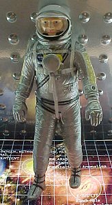 Astronaut figures - photo copyright 1999 Earl Green / theLogBook.com